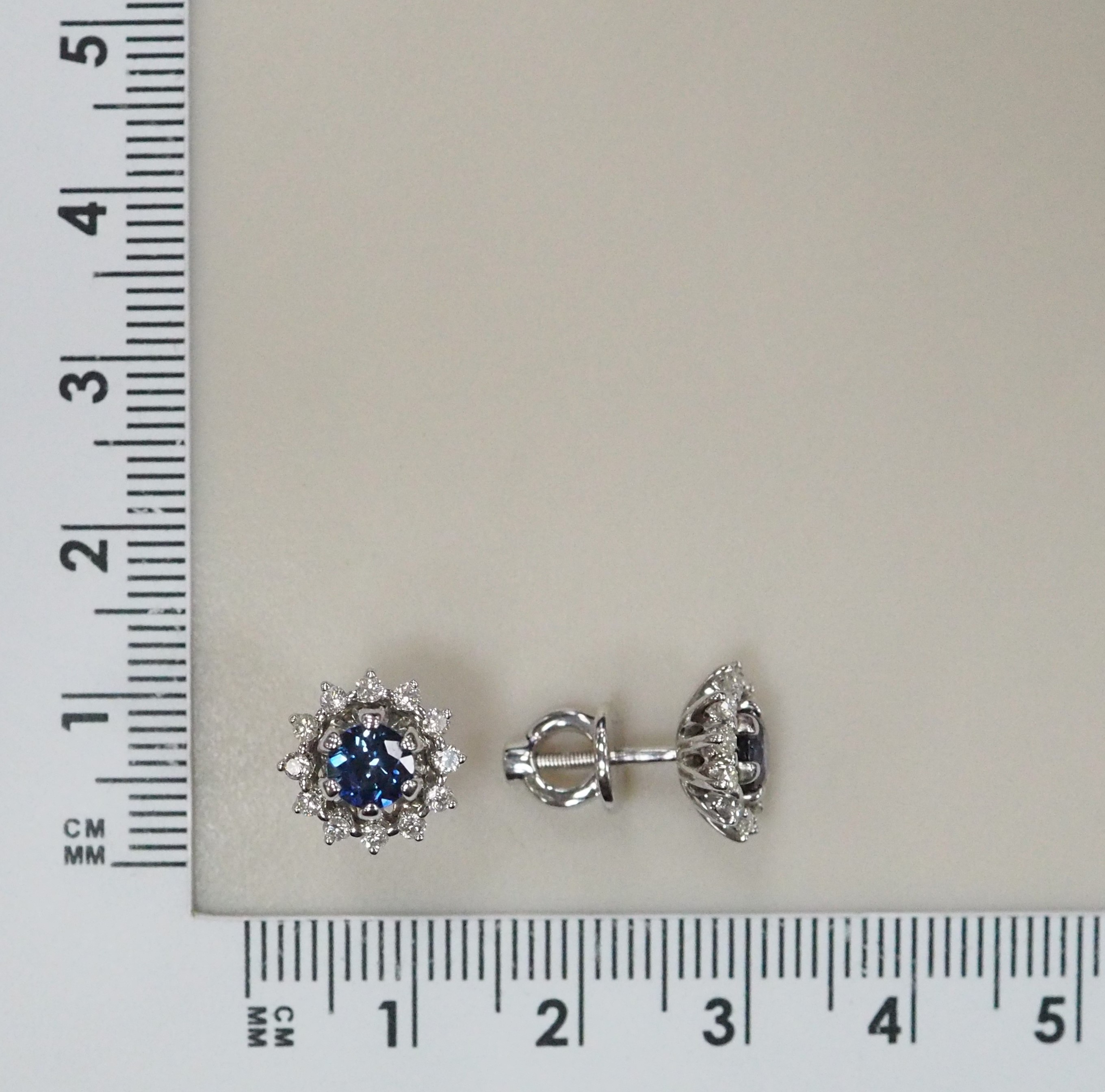 10511-001082 Серьги (Au 585)